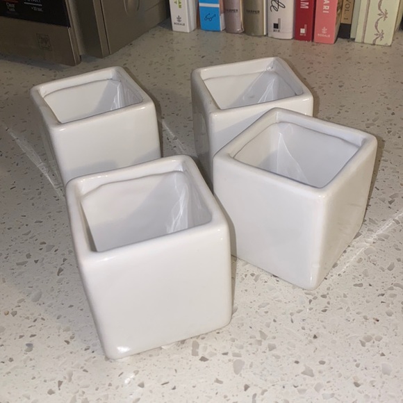 Other - 2x2 succulent planters white ceramic